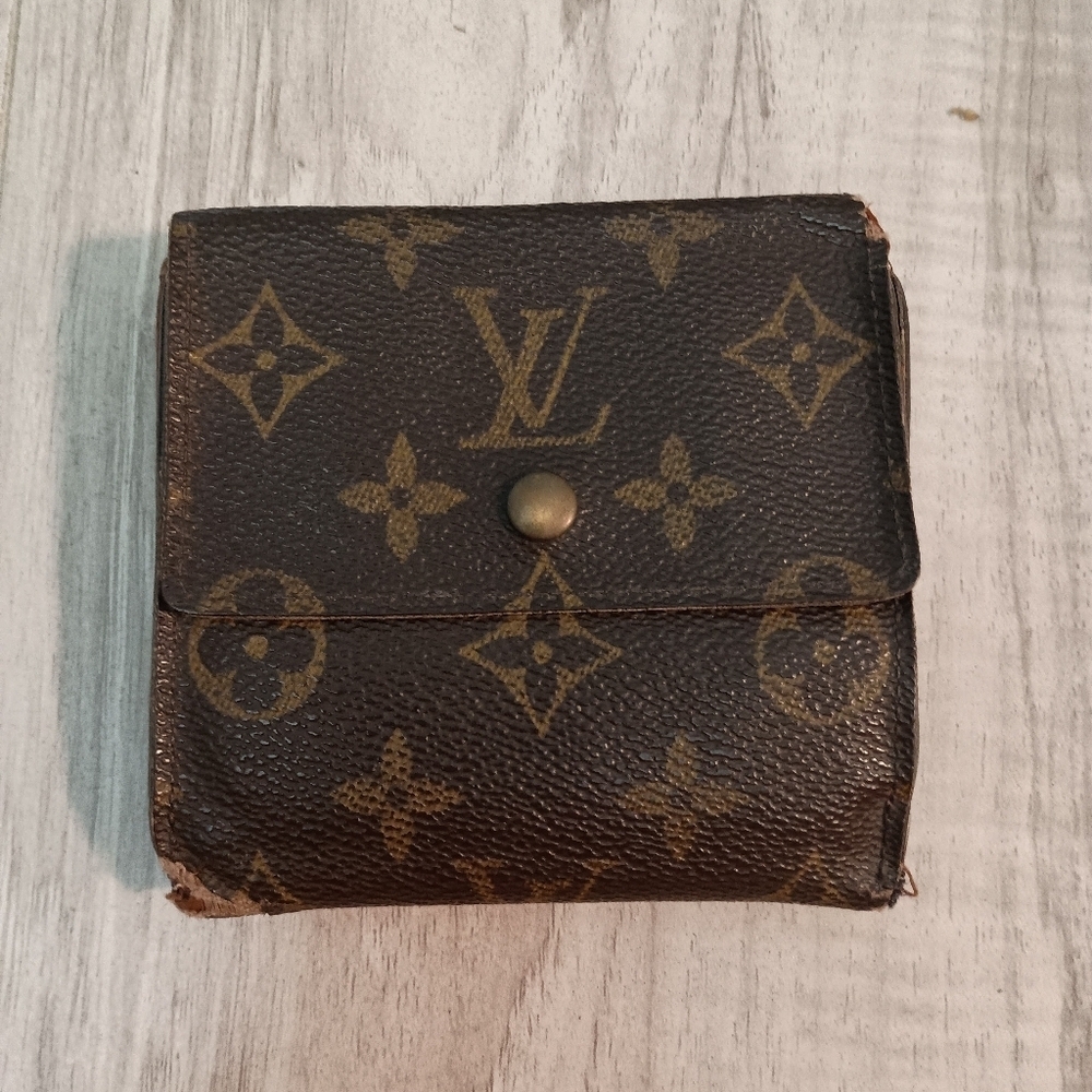 Louis Vuitton Monogram Portefeiulle Elise Trifold Wallet